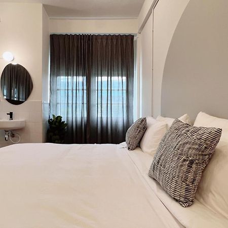 La Moon House Hotel Salaya Eksteriør billede
