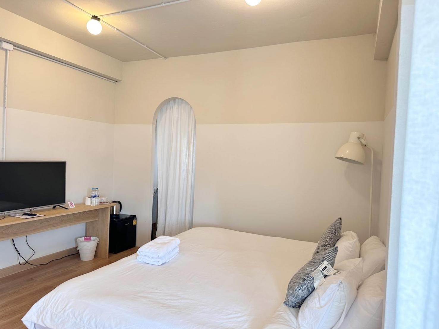 La Moon House Hotel Salaya Eksteriør billede