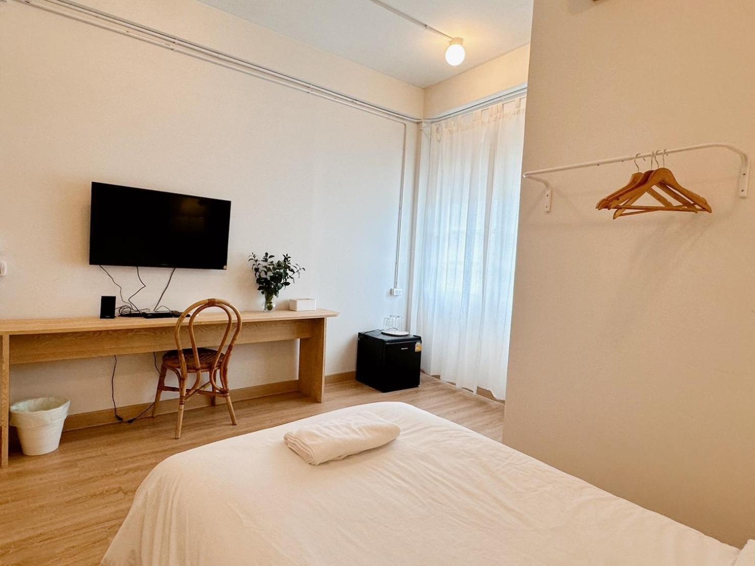 La Moon House Hotel Salaya Eksteriør billede