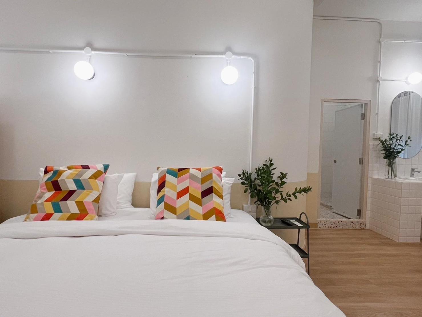 La Moon House Hotel Salaya Eksteriør billede