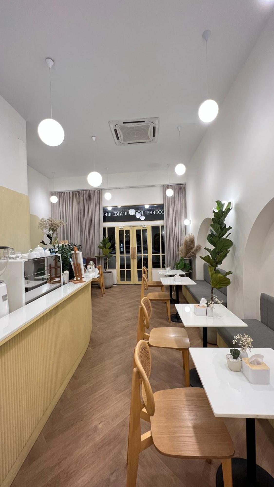 La Moon House Hotel Salaya Eksteriør billede